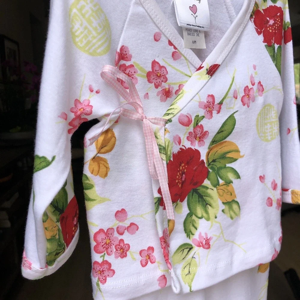 New 12 Month Kimono Layette Set Wrap Shirt Pants Babies Infants Toddler Infant‎